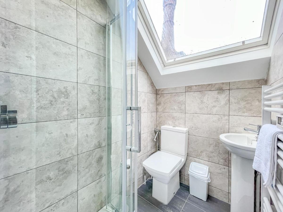 *Rd9Bc* For Your Most Relaxed & Cosy Stay + Free Parking + Free Fast Wifi * Leeds  Exterior foto